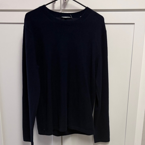 VINCE. Cashmere Crew Neck Sweater size medium